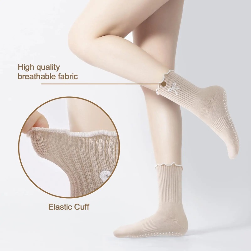 Professional Yoga Socks, Cotto - огляд і ціна Yoga & Fitness With Faye The Well Being Studio Abbots Langley